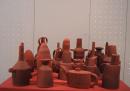 pots rouges - terre cuite - uvre Daphne Corregan - photo IEAC